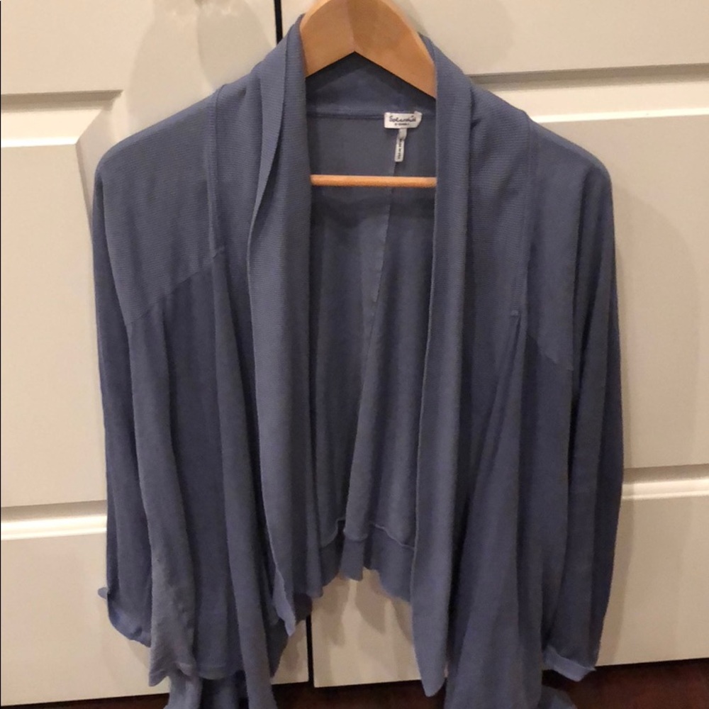 Women’s shrug